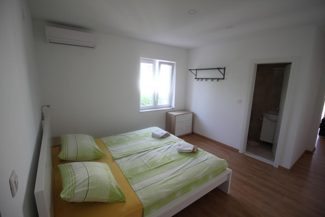 Apartments Marinko ستاري غراد المظهر الخارجي الصورة